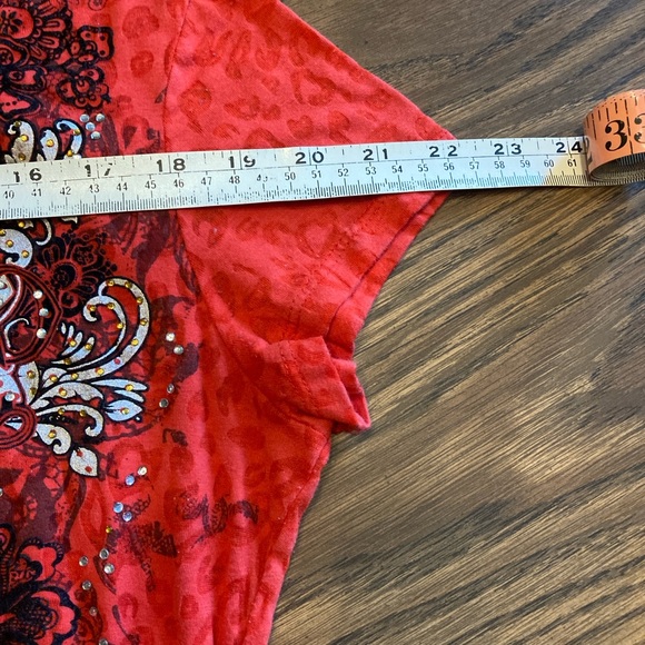 ❤️🫶🏼South Pole V-Neck Top🫶🏼❤️ - Picture 7 of 13